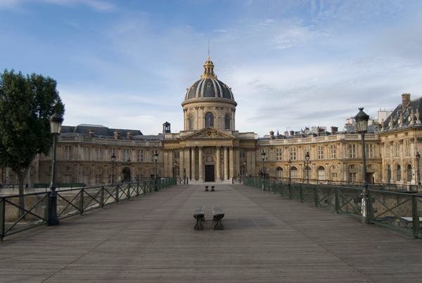 Zoom sur l’Académie des beaux-arts : institution historique française